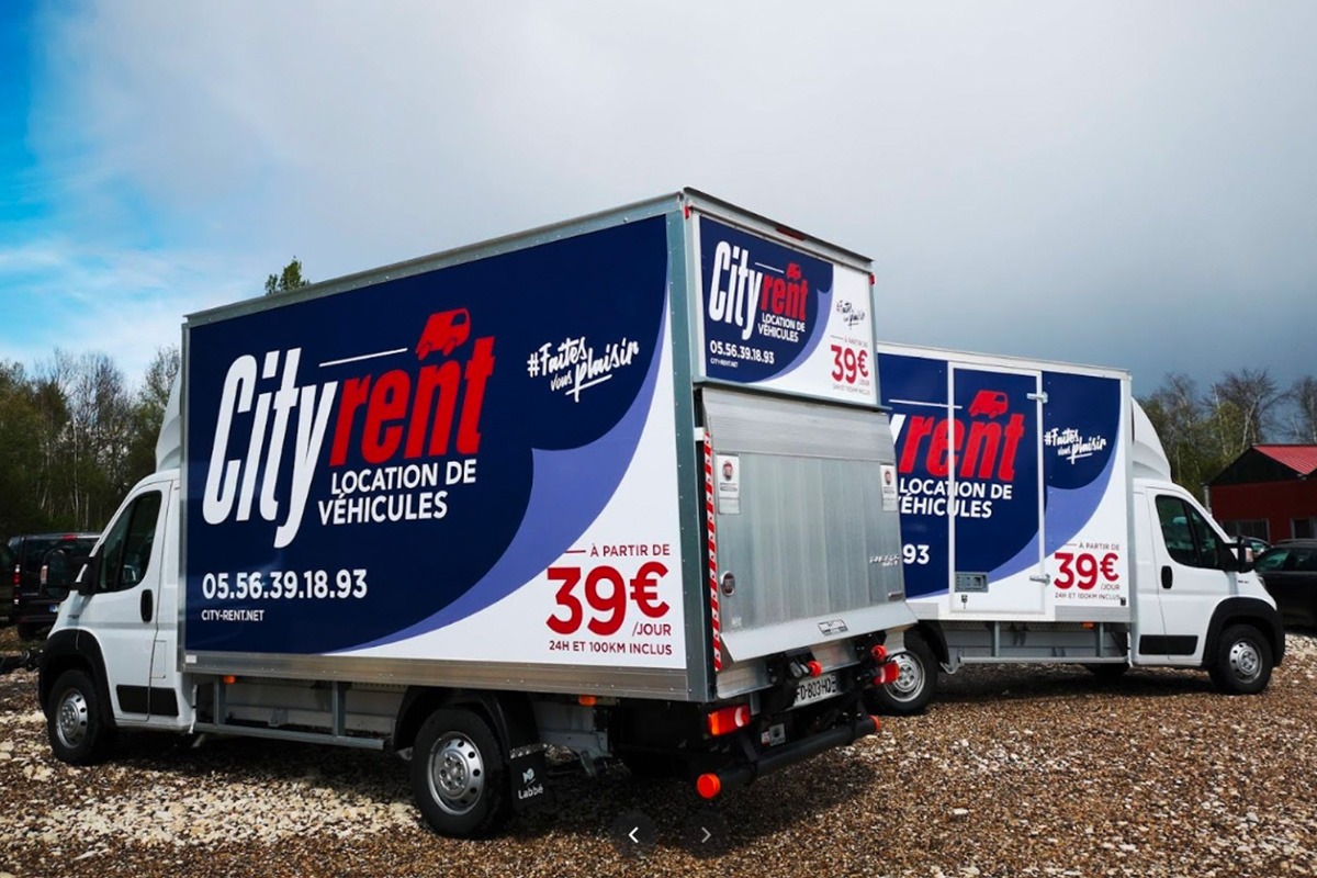 Image hover effect image